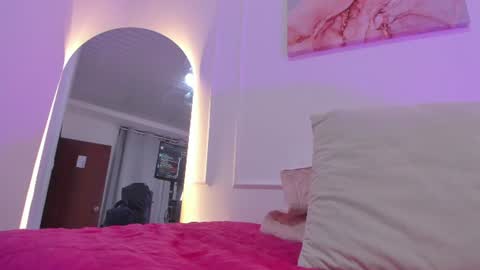 Snapshot of evaa_mills chatting on 20, 7, 2026 Eva online show from 20, 7, 2026