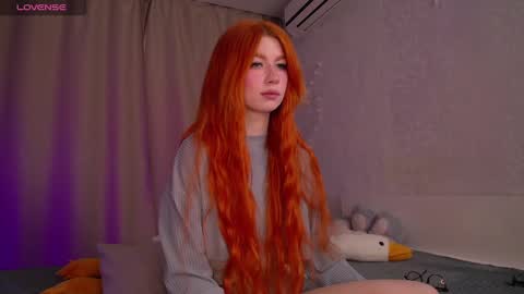 Snapshot of evaa_moonn_ chatting on 4, 3, 2025 Eva online show from 4, 3, 2025