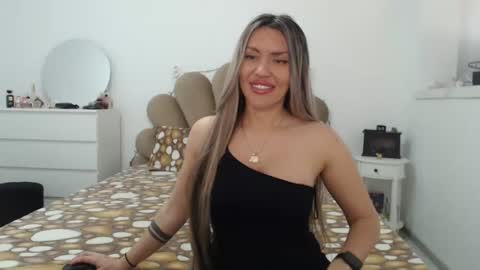 EvaBomb online show from 18, 1, 2025