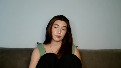 Evachaturbatte online show from 14, 7, 2026