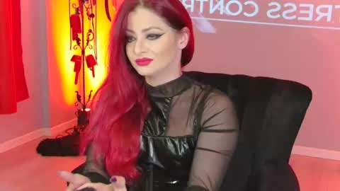 Snapshot of evadragone chatting on 30, 7, 2026 MIstress EvaDragone online show from 30, 7, 2026