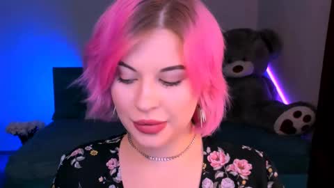 Snapshot of evaharve chatting on 5, 1, 2025 Eva online show from 5, 1, 2025