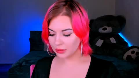 Snapshot of evaharve chatting on 5, 2, 2025 Eva online show from 5, 2, 2025