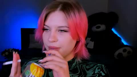 Snapshot of evaharve chatting on 15, 2, 2025 Eva online show from 15, 2, 2025