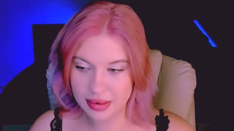 Snapshot of evaharve chatting on 17, 9, 2025 Eva online show from 17, 9, 2025