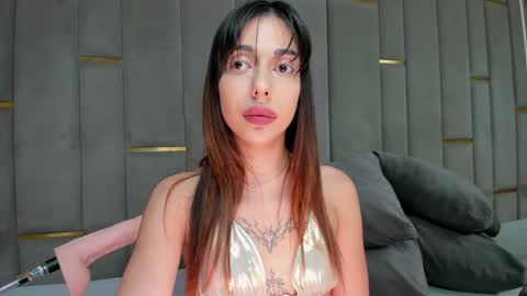 EVA online show from 24, 11, 2025