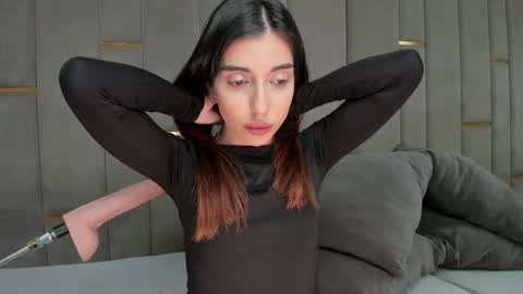 EVA online show from 26, 11, 2025