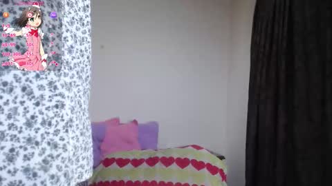 Snapshot of evangeline_lover chatting on 25, 10, 2025 evangeline_lover online show from 25, 10, 2025