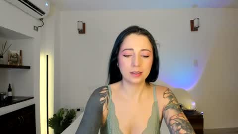 Snapshot of evangelinelovee chatting on 27, 6, 2026 Evangeline online show from 27, 6, 2026