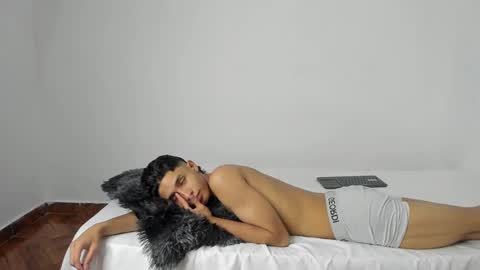 Snapshot of evans_collins24 chatting on 11, 12, 2024 Evans collins24 online show from 11, 12, 2024