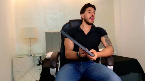 Snapshot of evans_opry1 chatting on 25, 2, 2026 E V A N S online show from 25, 2, 2026