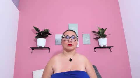 Snapshot of evapalmer_1 chatting on 17, 9, 2025 evapalmer_1 online show from 17, 9, 2025