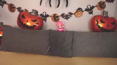 Adelina online show from 28, 10, 2025