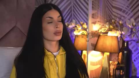 Snapshot of evarhea chatting on 2, 2, 2026 EvaRhea online show from 2, 2, 2026