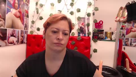 Eva Twiss online show from 25, 2, 2025