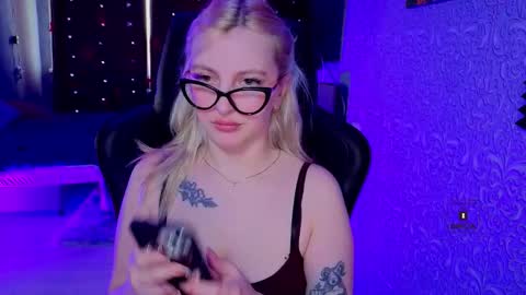 evavibe online show from 25, 3, 2026