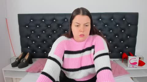 Snapshot of evawetdream chatting on 9, 1, 2025 Eva online show from 9, 1, 2025