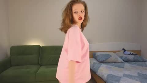 Snapshot of eveleen_soleen chatting on 25, 9, 2025 Eveleen online show from 25, 9, 2025