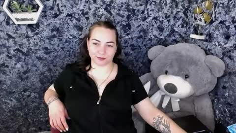 Snapshot of evelineli chatting on 3, 3, 2026 Lydia online show from 3, 3, 2026