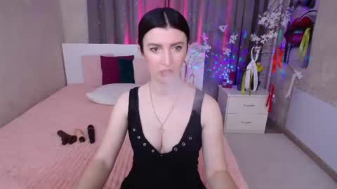 Snapshot of evelingills chatting on 22, 6, 2026 Evelin online show from 22, 6, 2026