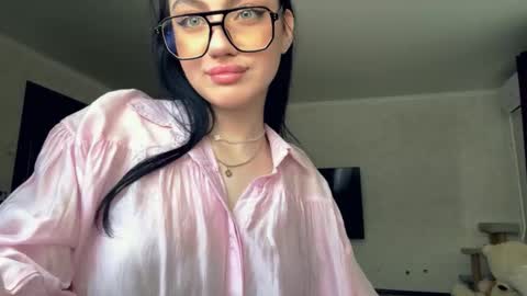 Sofia online show from 19, 2, 2026