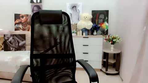 evelove online show from 13, 9, 2025