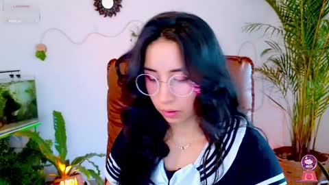 Snapshot of evelyn_chelle chatting on 7, 5, 2026 Im Eve or Chelle Next Stream 191224 online show from 7, 5, 2026