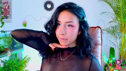 Snapshot of evelyn_chelle chatting on 15, 5, 2026 Im Eve or Chelle Next Stream 191224 online show from 15, 5, 2026