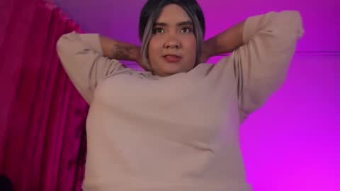 Evelyn Sandoval online show from 11, 3, 2026