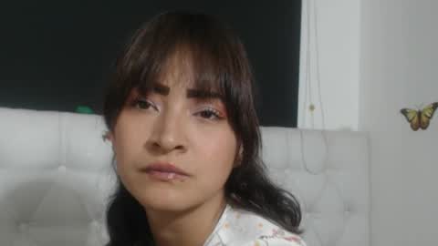 Evelyne online show from 6, 4, 2026