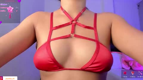 Snapshot of evelynhoward23 chatting on 7, 2, 2026 LAURA SOFIA INDEPENDENT MODEL FOLLOW ME NOW ALMOST 10000 FOLLOWERS online show from 7, 2, 2026