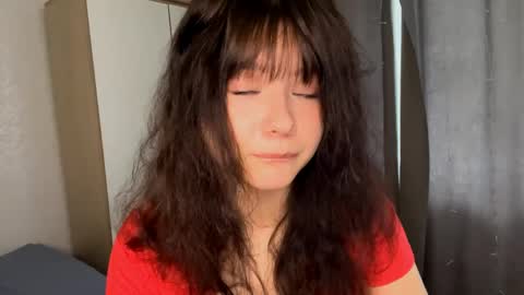 Evelyn Velvet online show from 28, 5, 2026