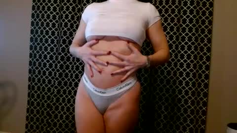 Snapshot of everleighmae chatting on 17, 2, 2025 Everleighmae online show from 17, 2, 2025