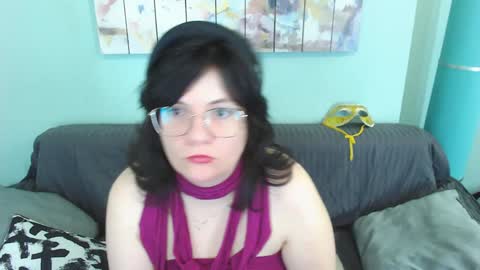 Everly online show from 3, 2, 2025