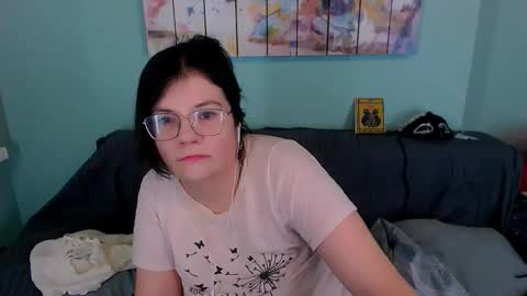 Snapshot of everly_rays chatting on 8, 3, 2026 Everly online show from 8, 3, 2026