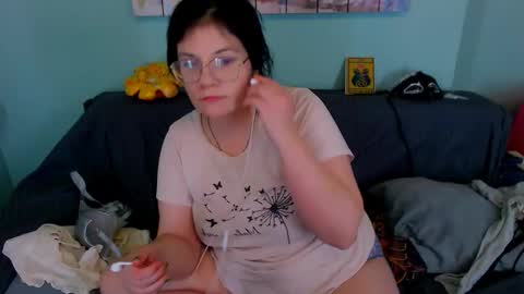 Snapshot of everly_rays chatting on 8, 3, 2026 Everly online show from 8, 3, 2026