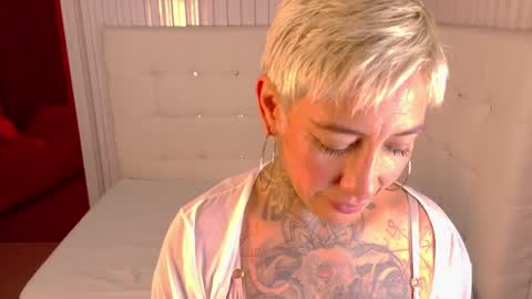 everlyn_sexx online show from 31, 3, 2026