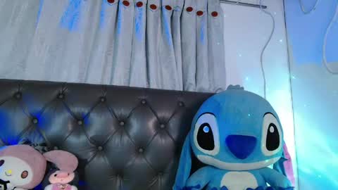 Evie Cloud online show from 5, 6, 2026