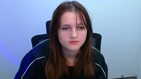 Evie online show from 8, 11, 2025