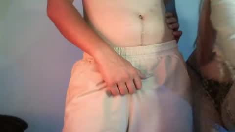 Snapshot of evie_muna chatting on 31, 7, 2026 Renesme White Im here from Monday to Friday online show from 31, 7, 2026