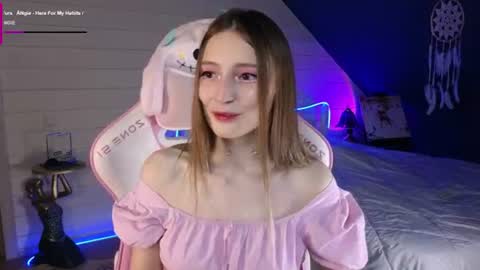 Snapshot of evie_rosen chatting on 29, 6, 2026 Evie online show from 29, 6, 2026