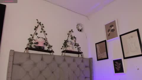 Ivi Alejandra  online show from 16, 1, 2026