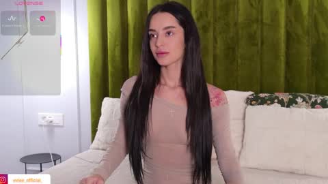 Evie online show from 9, 4, 2026