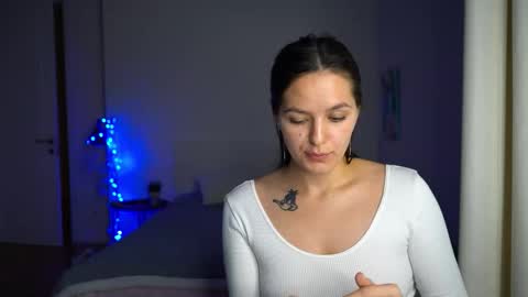 ewelynscott online show from 28, 11, 2025