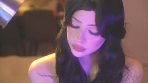 Snapshot of ex_angel chatting on 4, 11, 2025 Alyson online show from 4, 11, 2025