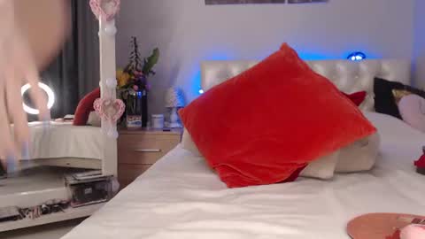exotica_girl online show from 19, 7, 2026