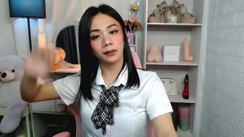 Snapshot of exotictssavie chatting on 2, 3, 2025 exotictssavie online show from 2, 3, 2025