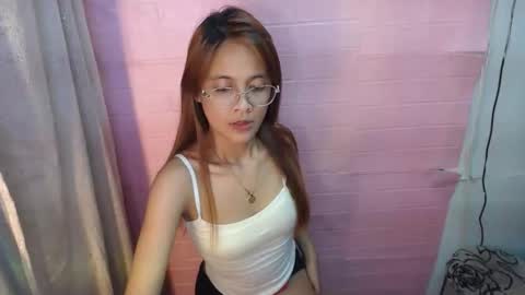 Snapshot of expenseve_kendy chatting on 10, 9, 2025 veronica online show from 10, 9, 2025