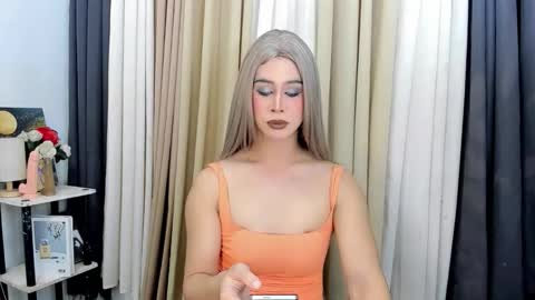 Snapshot of expensive_elise chatting on 13, 2, 2026 expensive_elise online show from 13, 2, 2026