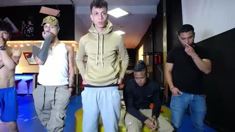 extrangers online show from 4, 3, 2025